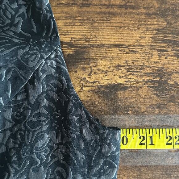 Lane Bryant Brocade Cocktail Party Dress 14 Black Silver Sleeveless V Neck EUC - Picture 4 of 10